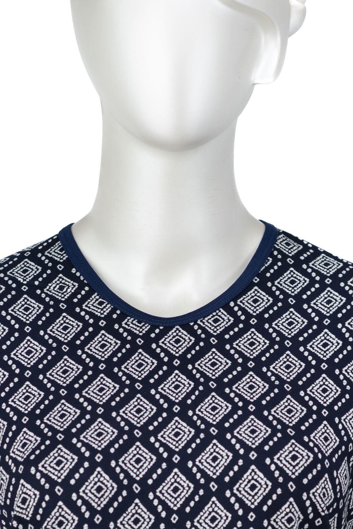 Kadın Turlu Viskon Penye Kumaş Anne Bluz Sarmaşık Desenli Kısa Kollu Tam Kalıp Likralı